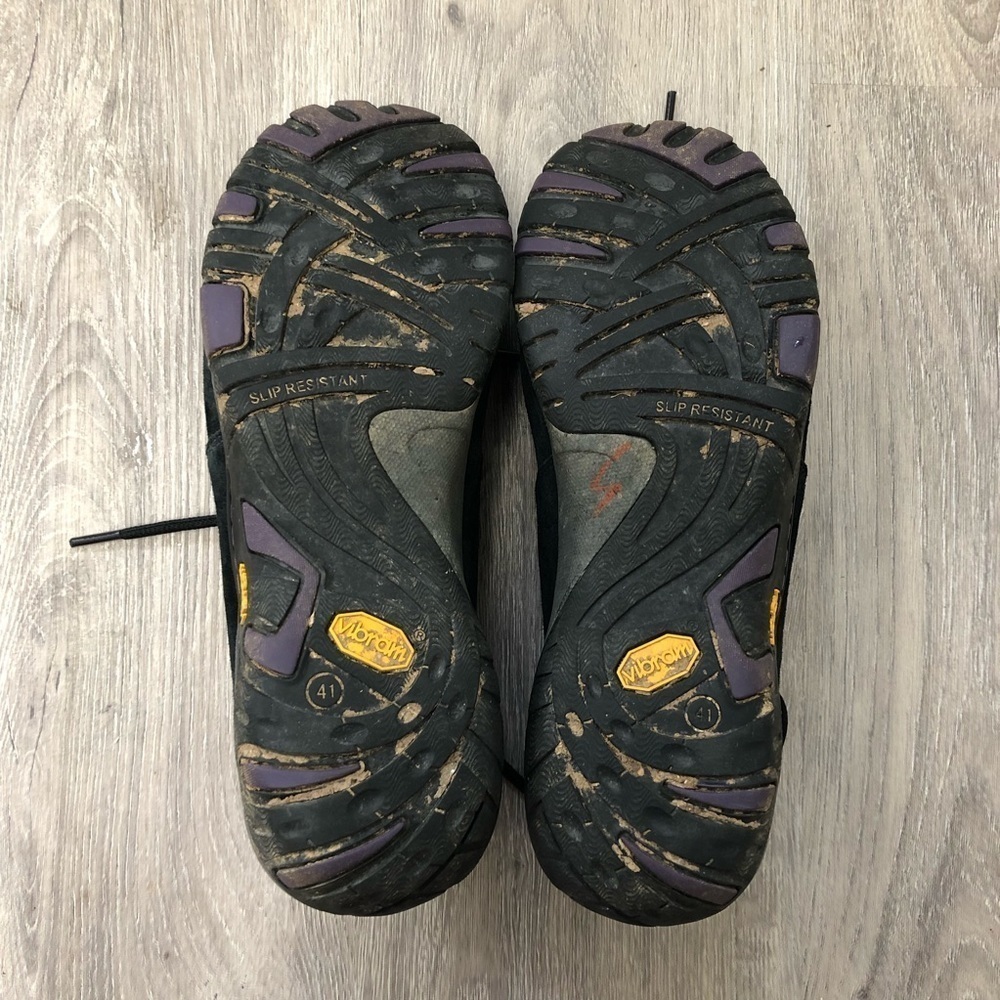 Dansko Black Suede Sneakers Tennis Shoes Size Women’s 10.5 EU 41 Vibram Sole - Picture 7 of 7